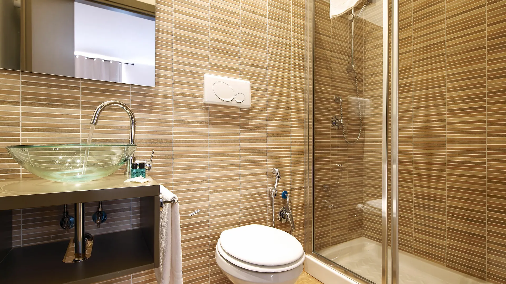 רומא Colosseum Residence בית הארחה